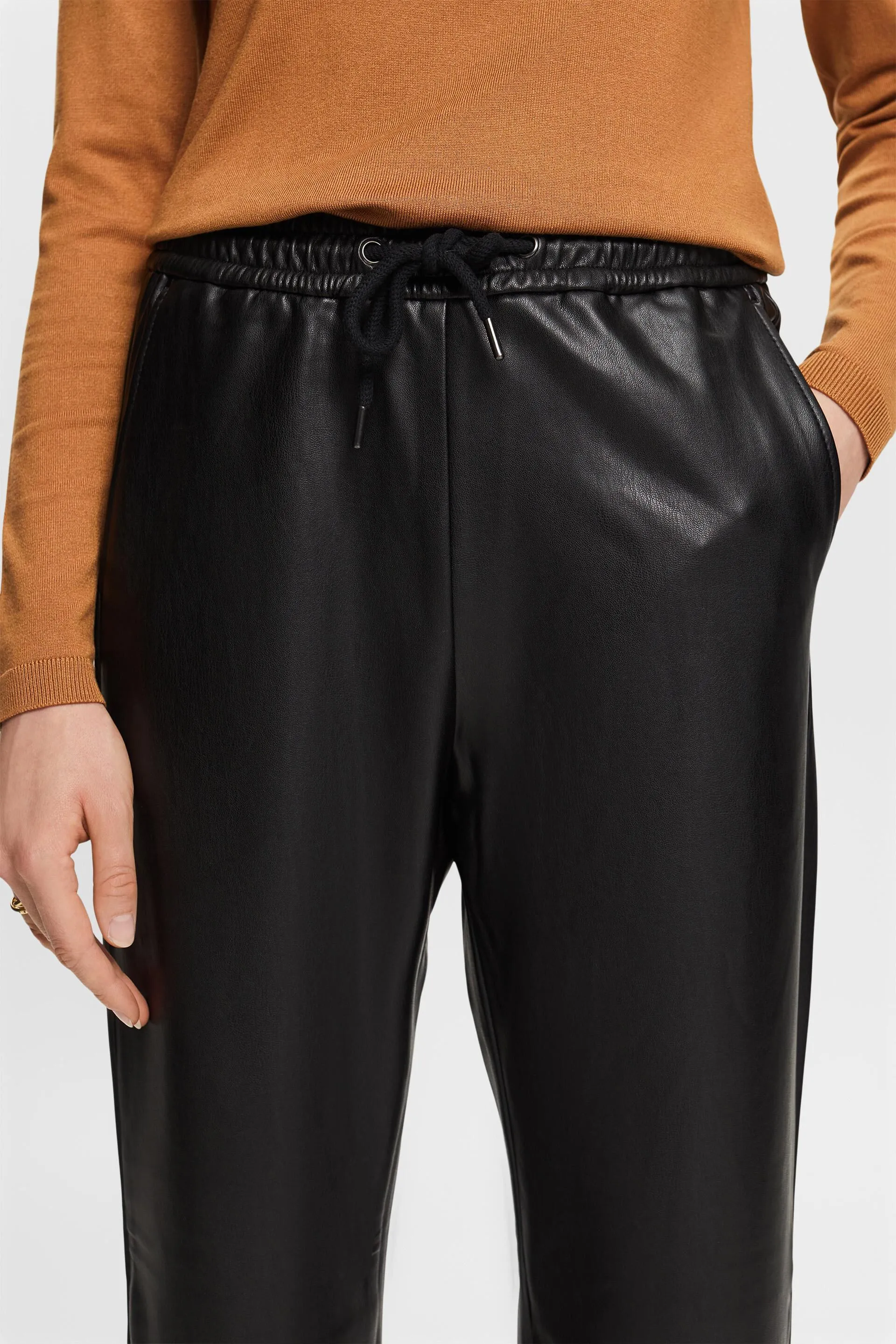 Pantaloni da jogging in similpelle